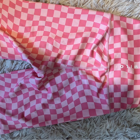 Wilo By Label Pink Checkered Biker Shorts NWOT - Picture 3 of 4